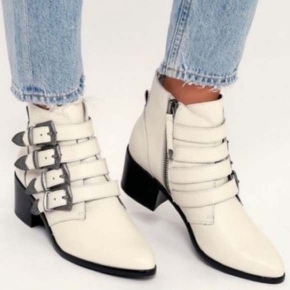 Steve Madden Shoes - Steve Madden Billey Booties size 7.5 for women
